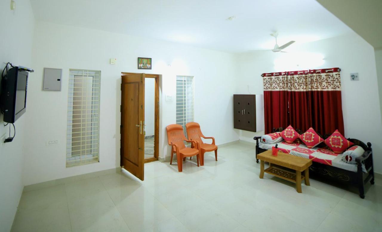 Truelife Homestays - Alamelu Avenue - Fully Furnished Ac 2Bhk Apartments In Tirupati - Walkable To Restaurants & Super Market - Fast Wifi - Kitchen - Easy Access To Airport, Railway Station, Sri Padmavathi & Tirumala Temple 外观 照片