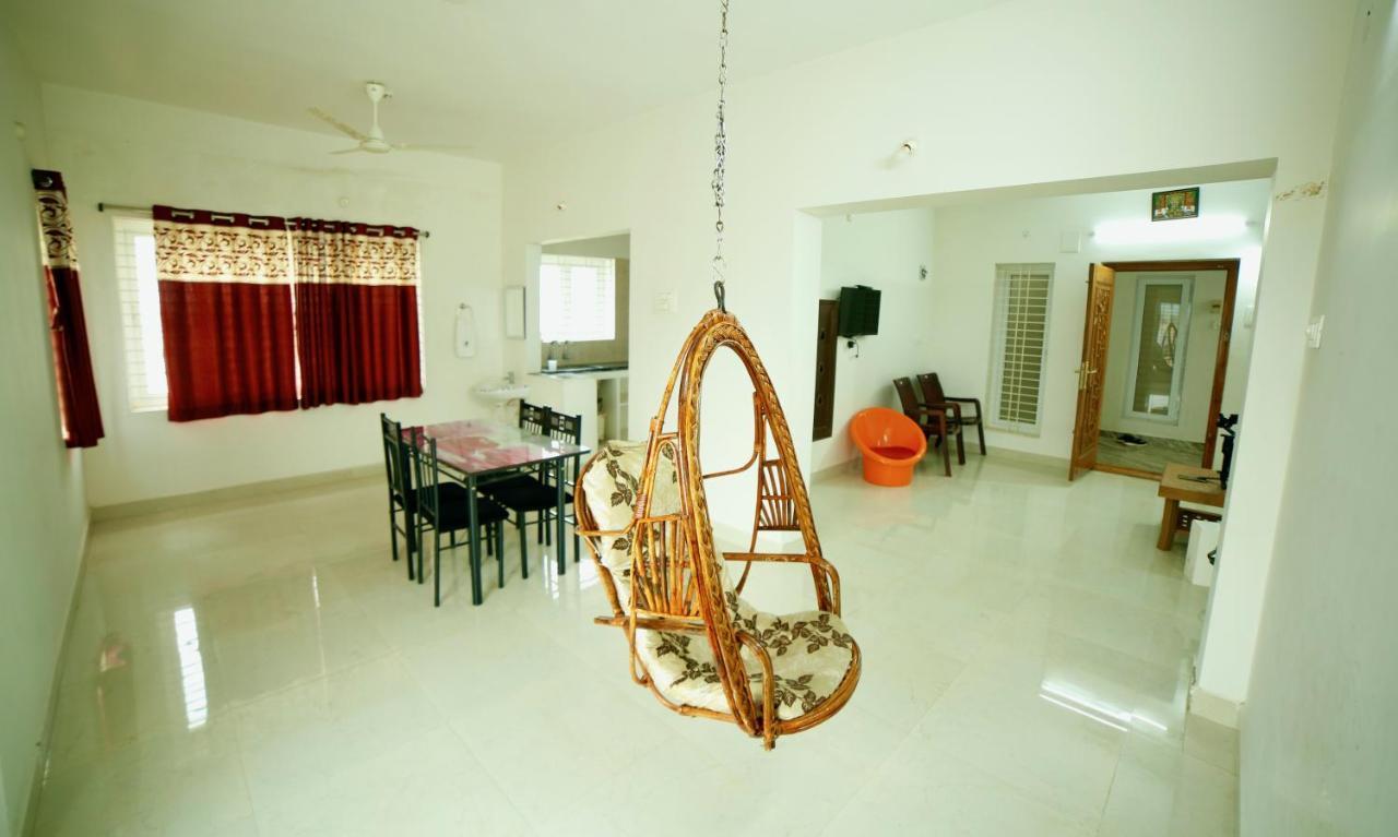 Truelife Homestays - Alamelu Avenue - Fully Furnished Ac 2Bhk Apartments In Tirupati - Walkable To Restaurants & Super Market - Fast Wifi - Kitchen - Easy Access To Airport, Railway Station, Sri Padmavathi & Tirumala Temple 外观 照片