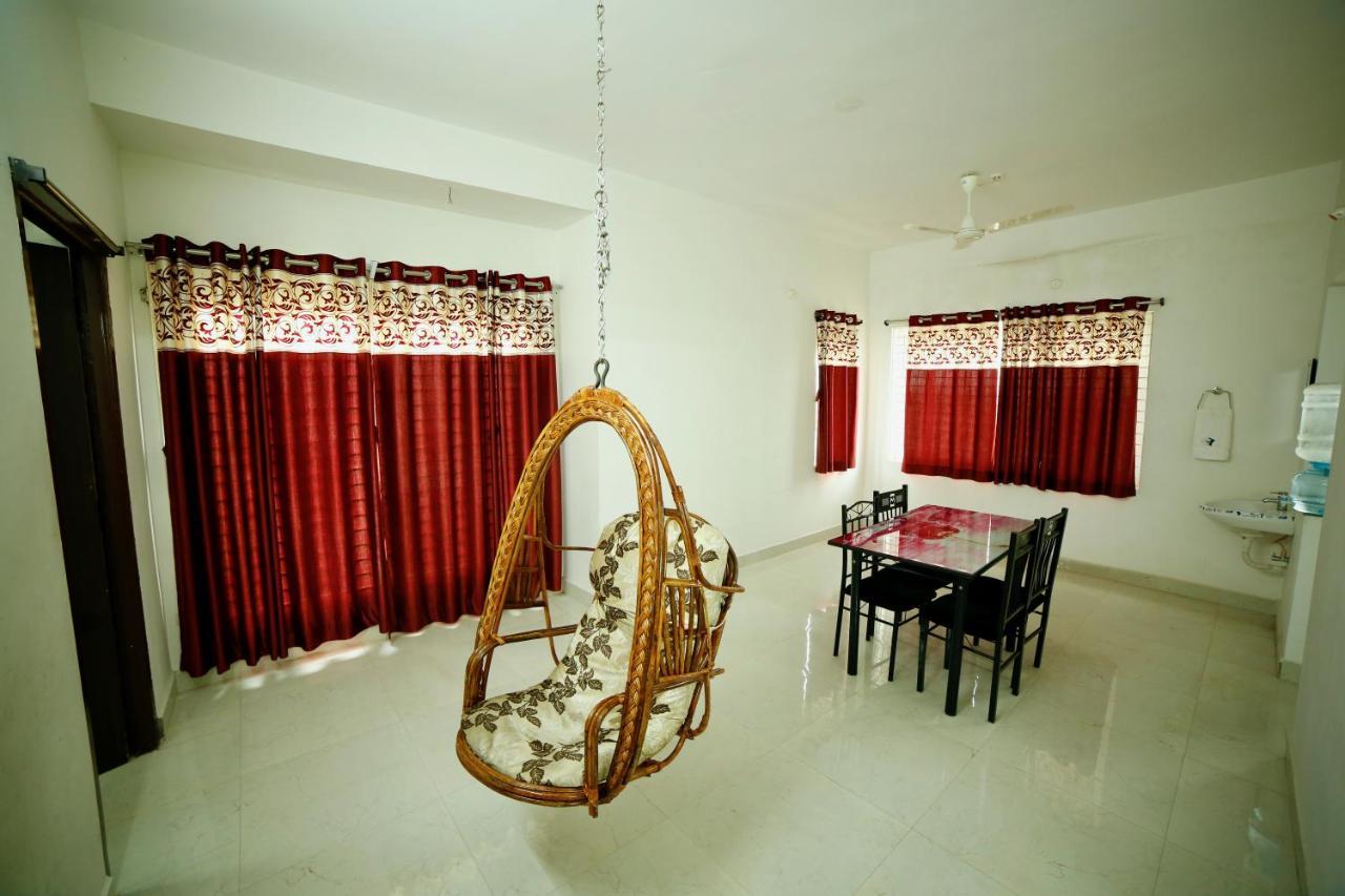 Truelife Homestays - Alamelu Avenue - Fully Furnished Ac 2Bhk Apartments In Tirupati - Walkable To Restaurants & Super Market - Fast Wifi - Kitchen - Easy Access To Airport, Railway Station, Sri Padmavathi & Tirumala Temple 外观 照片