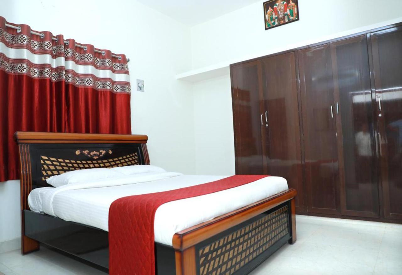 Truelife Homestays - Alamelu Avenue - Fully Furnished Ac 2Bhk Apartments In Tirupati - Walkable To Restaurants & Super Market - Fast Wifi - Kitchen - Easy Access To Airport, Railway Station, Sri Padmavathi & Tirumala Temple 外观 照片