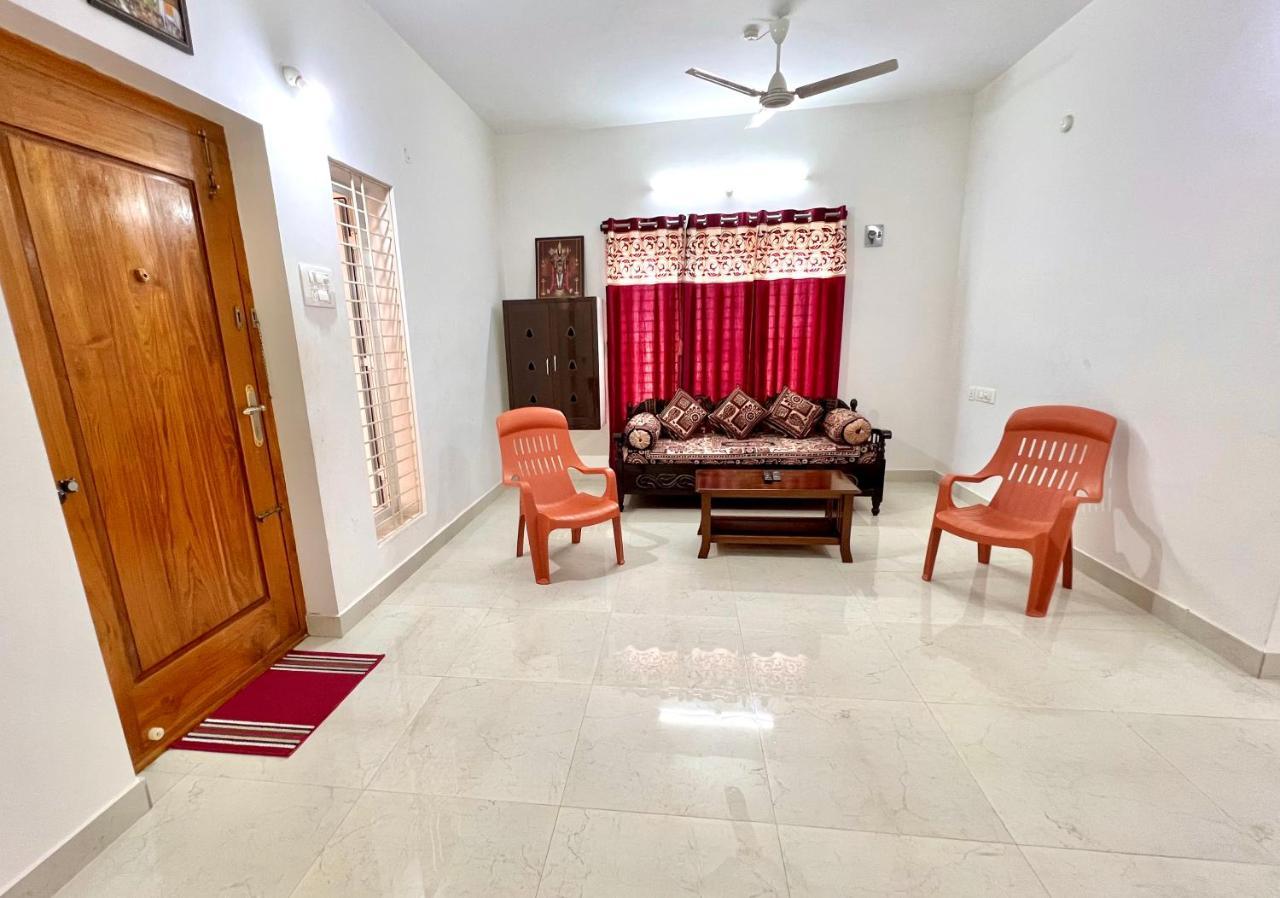 Truelife Homestays - Alamelu Avenue - Fully Furnished Ac 2Bhk Apartments In Tirupati - Walkable To Restaurants & Super Market - Fast Wifi - Kitchen - Easy Access To Airport, Railway Station, Sri Padmavathi & Tirumala Temple 外观 照片